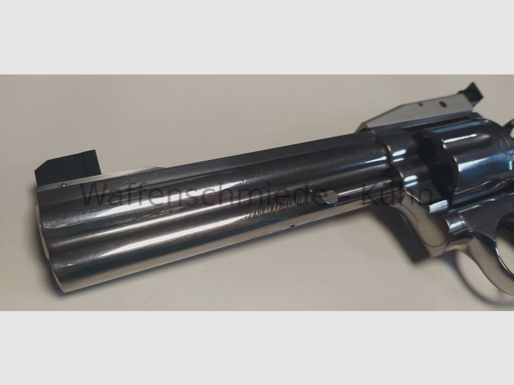 Smith & Wesson Target Champion 686