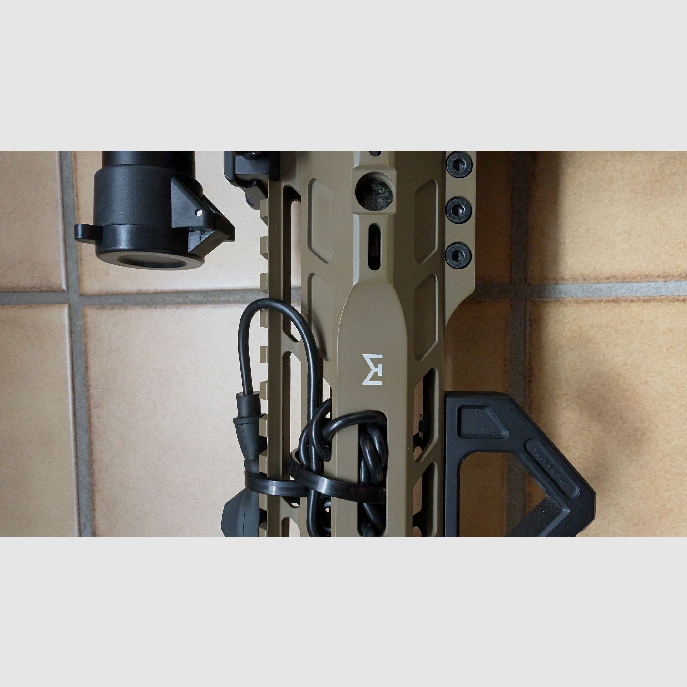 Specna Arms SA-E14 Edge 2.0 Tan/Schwarz S-AEG  , Bild 4 von 5