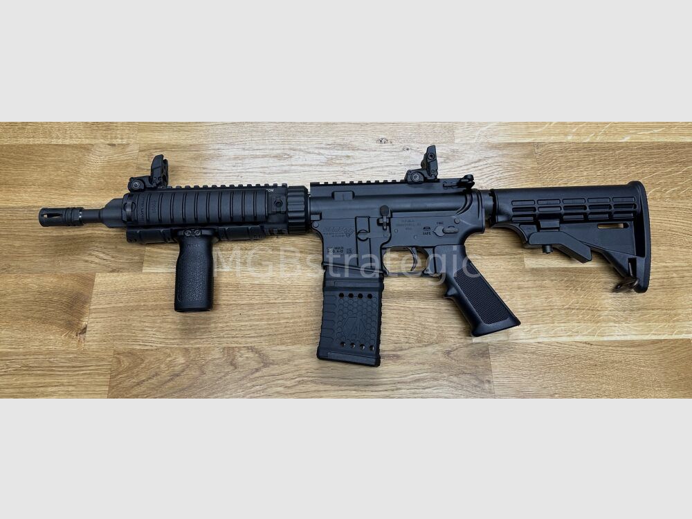 DPMS RFA3-L16 Lite 16 - 10,5" Lauf - halbautom. Büchse .223Rem System Typ AR15 AR-15 - Original Knight’s Armament Company Handschutz KAC