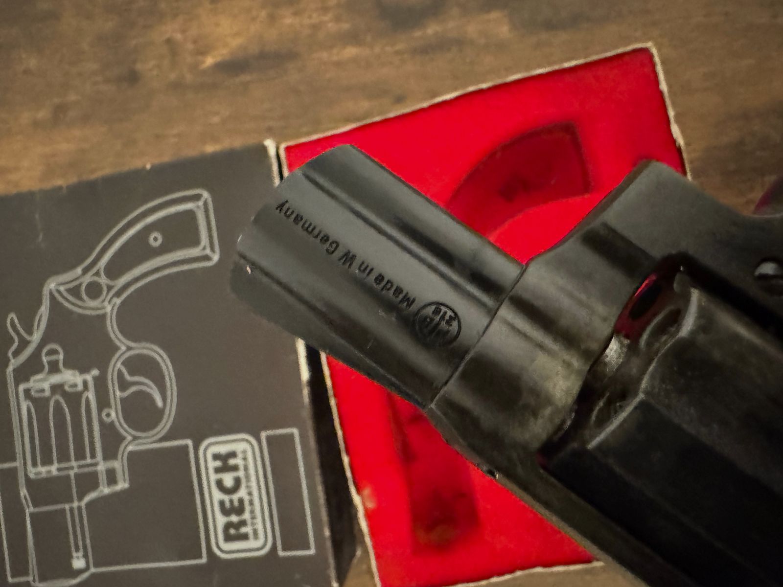 Reck Cobra objet de collection avec boîte d'origine 6 coups