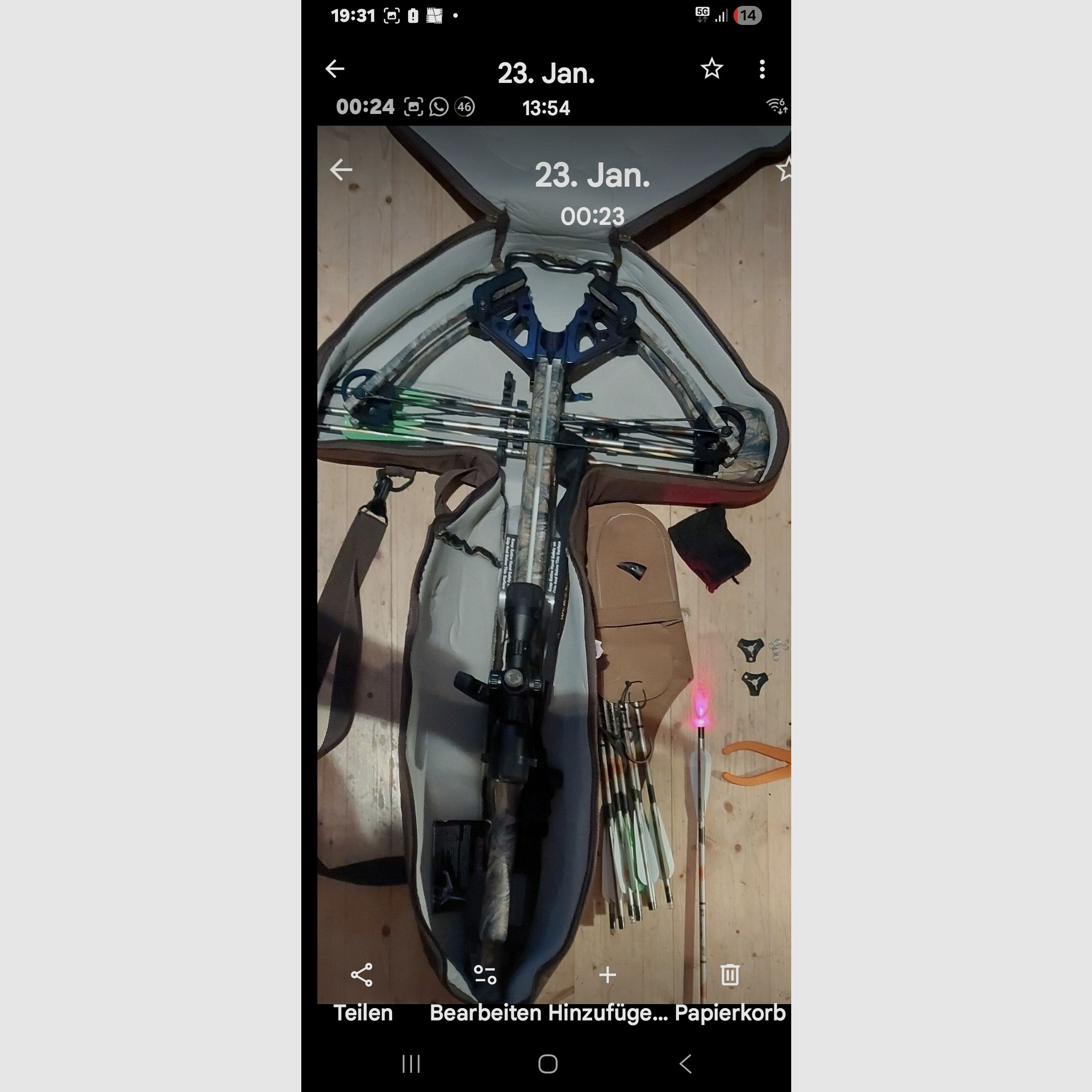 Like-new hunting crossbow