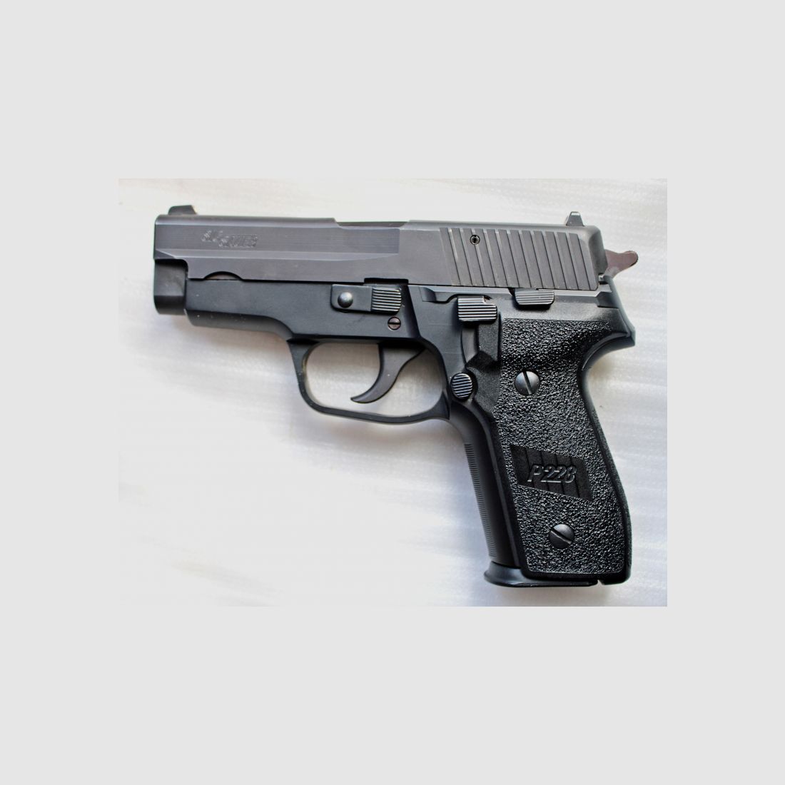 SIG-SAUER P228 Pistole in 9mm Luger