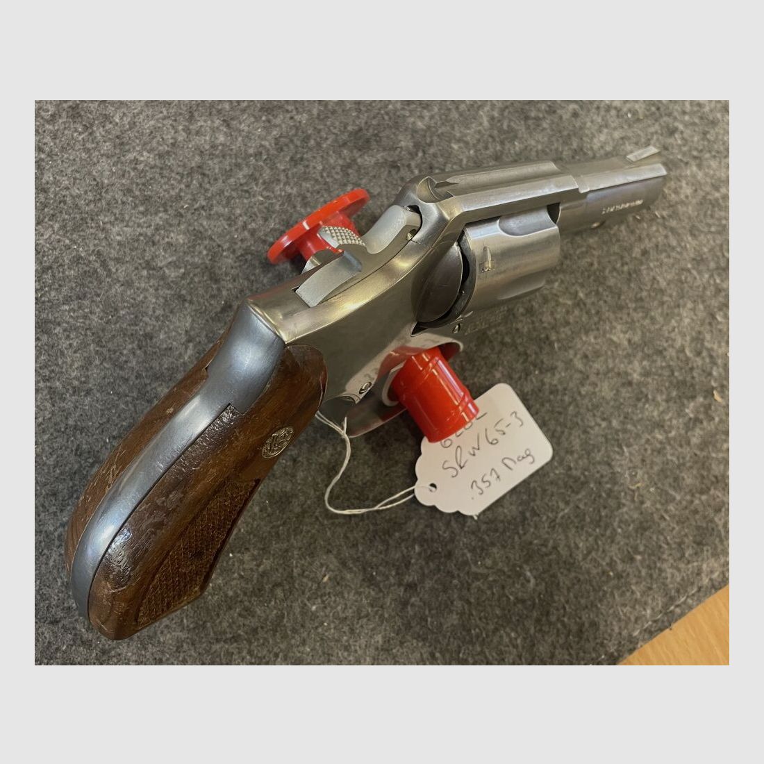 Smith + Wesson 65-3