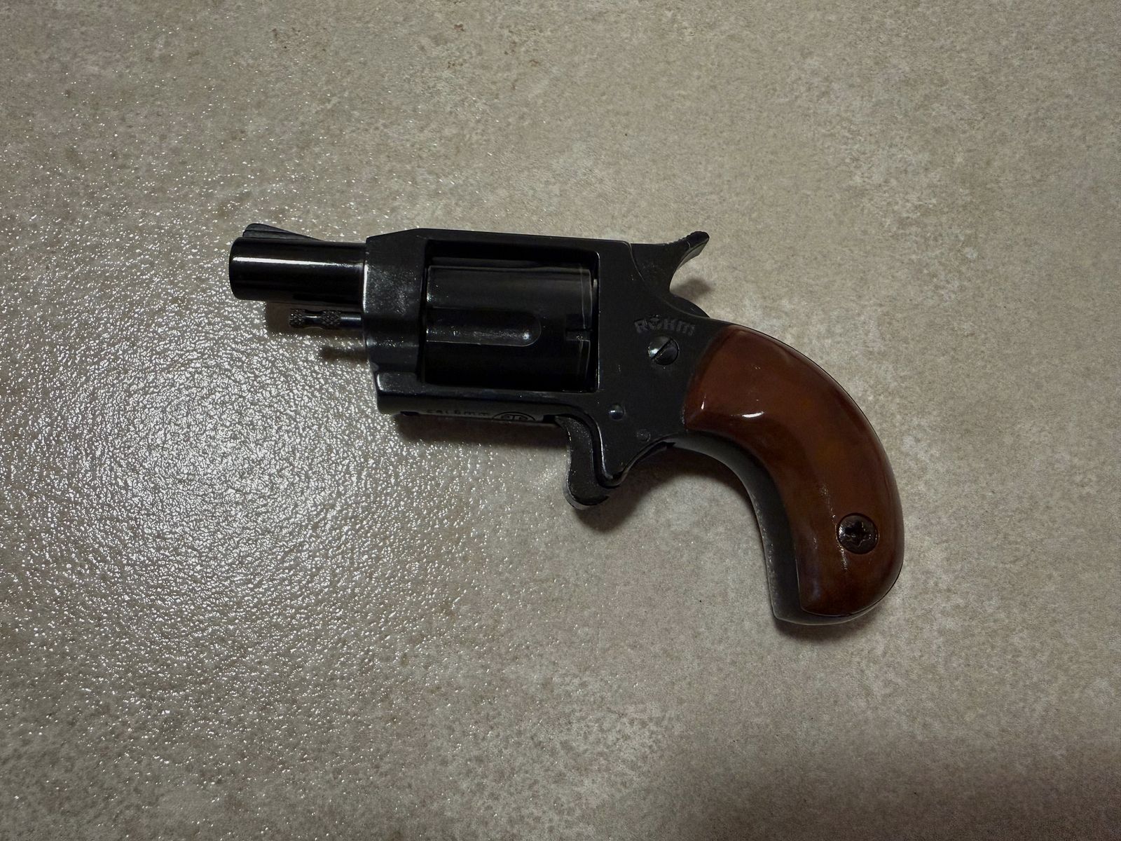 Pistolet gazowy Röhm Little Joe 6mm Flobert