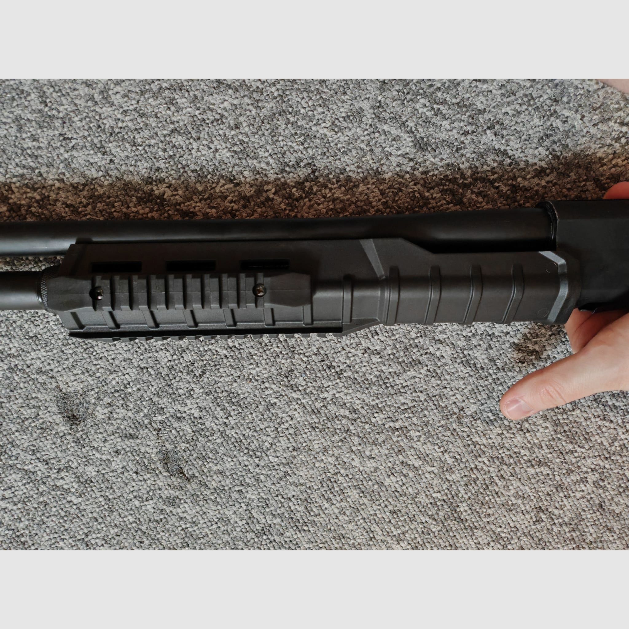 Poignée avant pour fusil à plomb Steel Defender .68 RAM de MWM Gillmann | compatible également avec les modèles Hatsan Escort | 2 versions différentes | NEUF