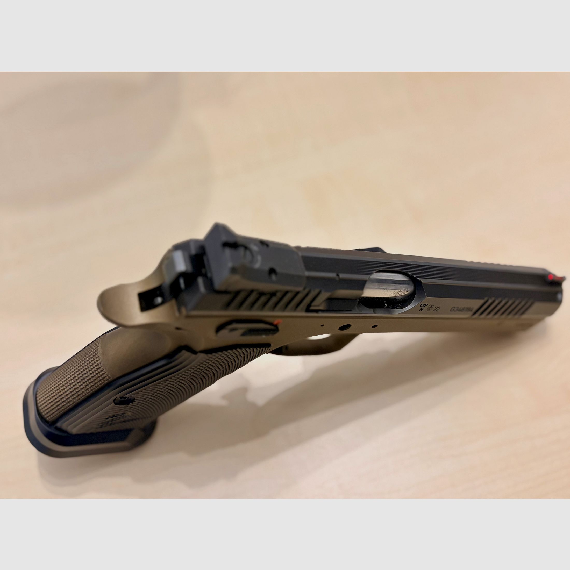 CZ TS 2 Bronze - Beamtenwaffe 