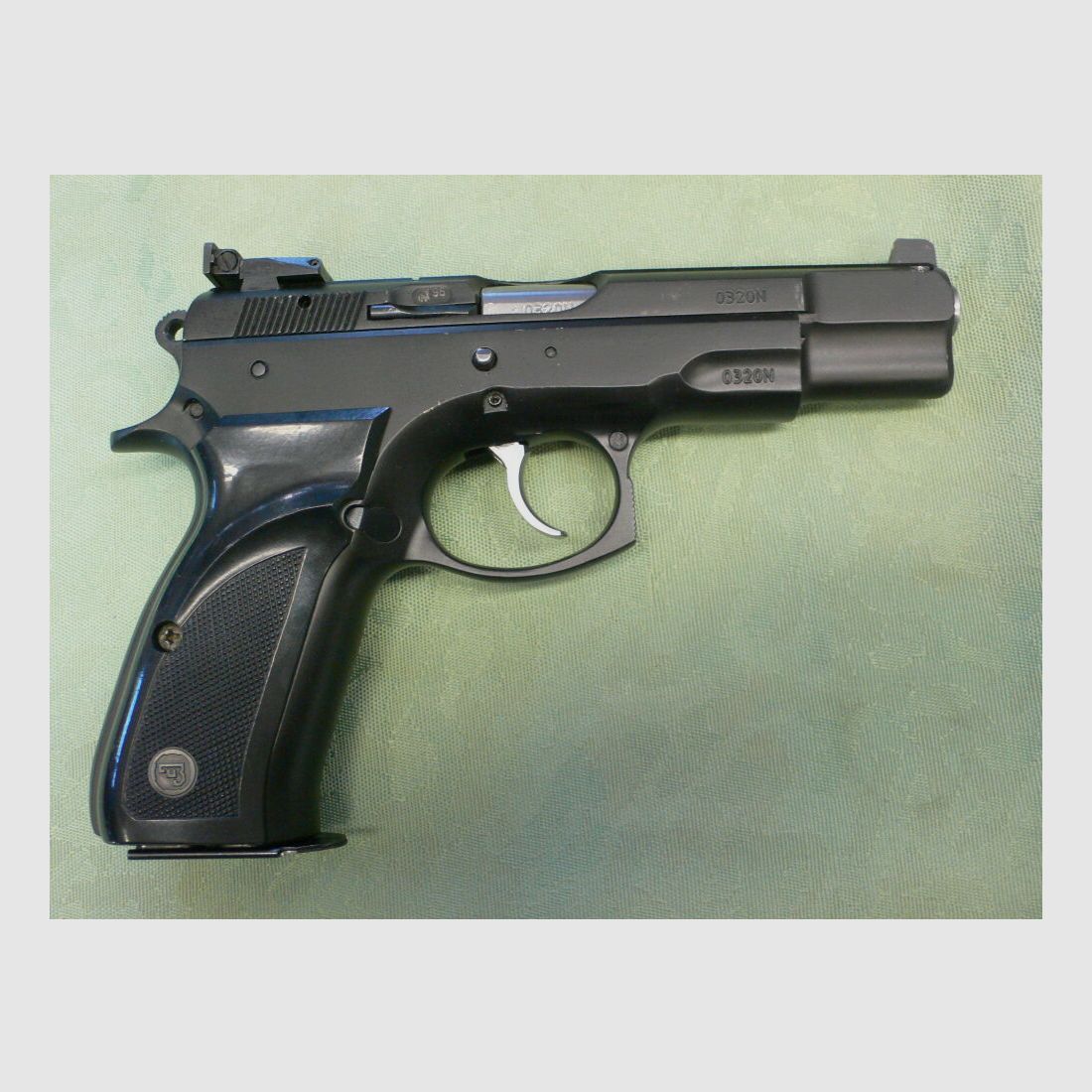 CZ Brünner CZ 75 B