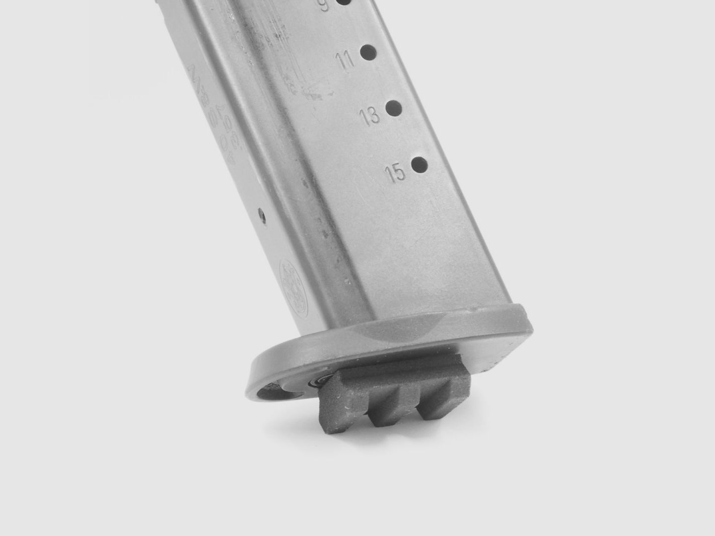 Magrail magazine base plate universal adapter