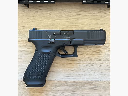 Glock17 Gen.5 pistolet alarmowy