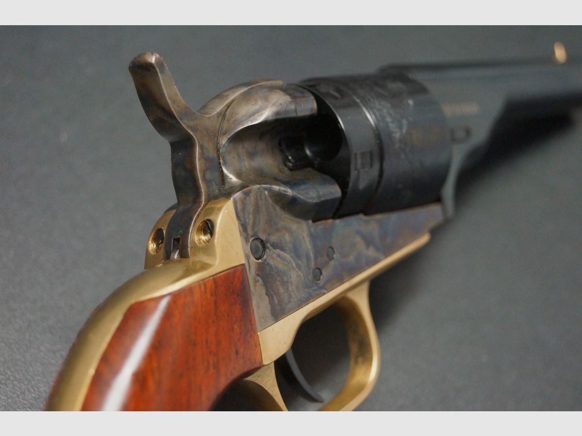 Uberti Pocket Police Conversion .380 Auto, immagine 3 di 6