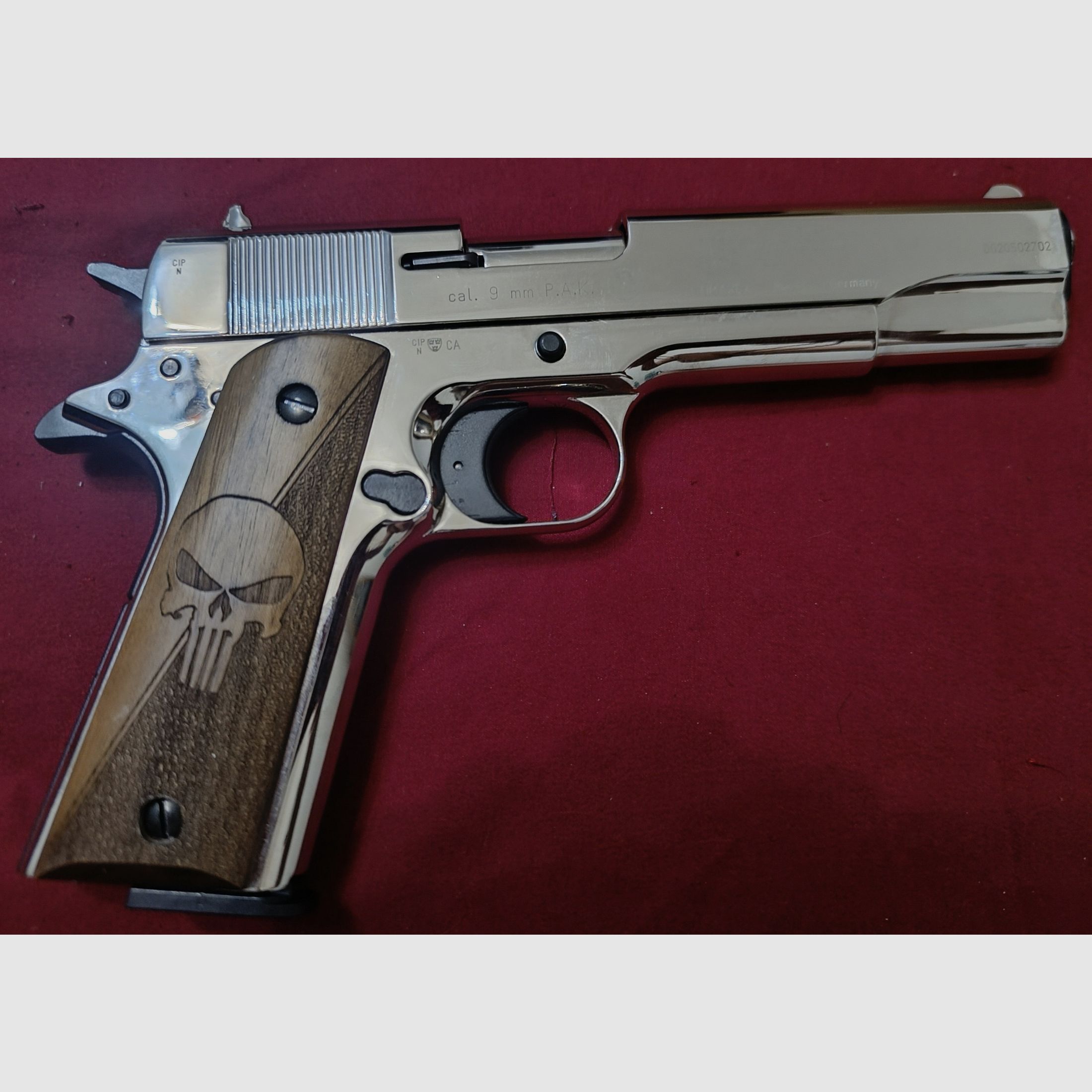 Colt 1911 A1 Chrom/Punisher Umarex