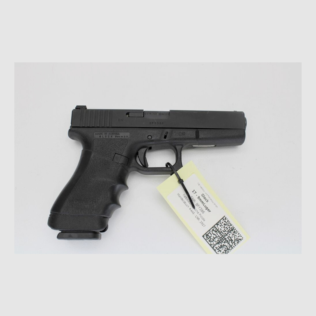 Pistole Glock 17 mit 4 Magazinen 9mmLuger