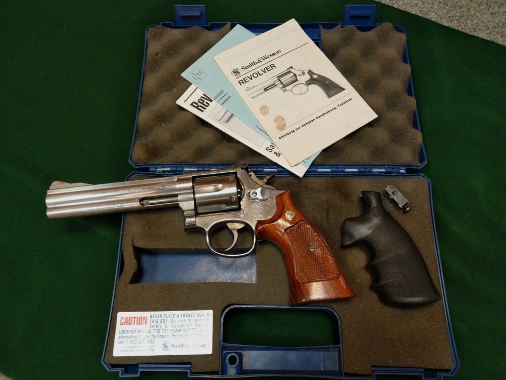 Smith & Wesson	 686-4