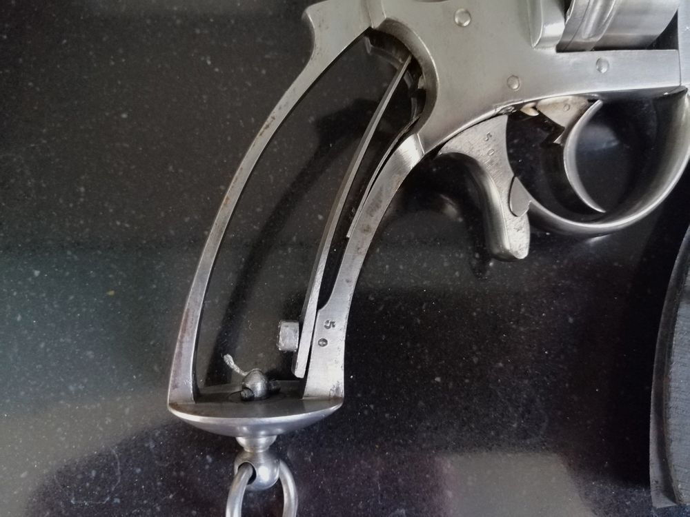 Rare Revolver à système Galand – rare en calibre 9mm – 6 coups – du quasi réglementaire pour le conflit de 1870/1871 – ingénieux système d&rsquo;extraction collective – Superbe, image 18 sur 21