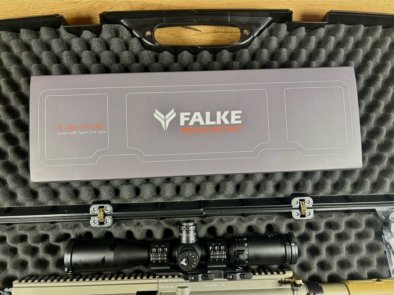 Heckler & Koch HK MR 308 A3 - Sandfarben - inkl. ZF Falke 4-16x44 TAC Karbon Zweibein