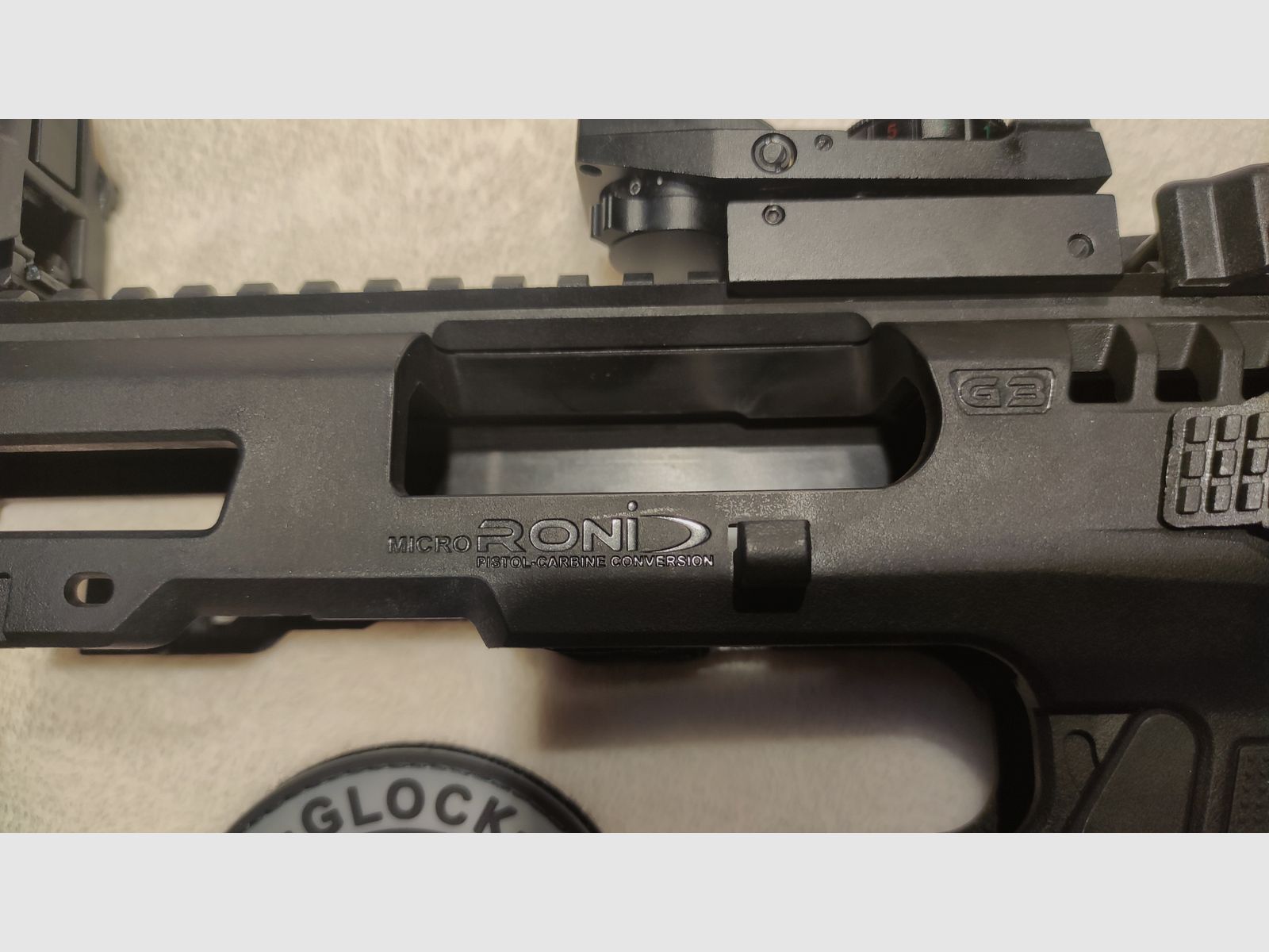 Glock17 Gen5 with accessories like new