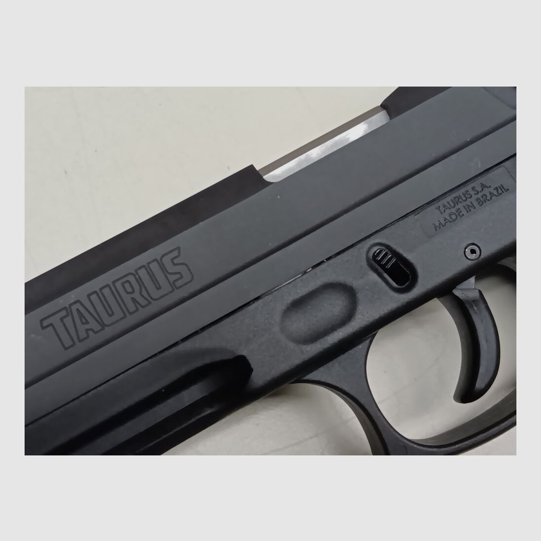 Taurus TH 9