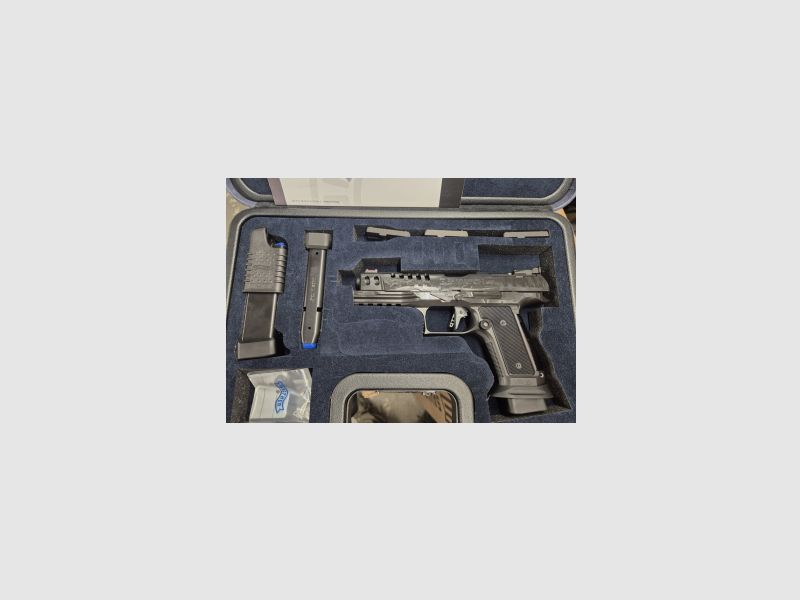 Walther Q5 Steelframe OR Black Ribbon