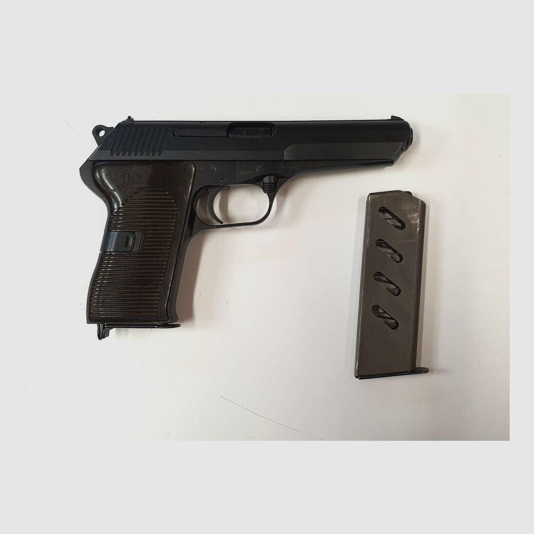 Ceska Zbrojovka CZ Uhersky Brod vz. 52 - 7,62mm Tokarev