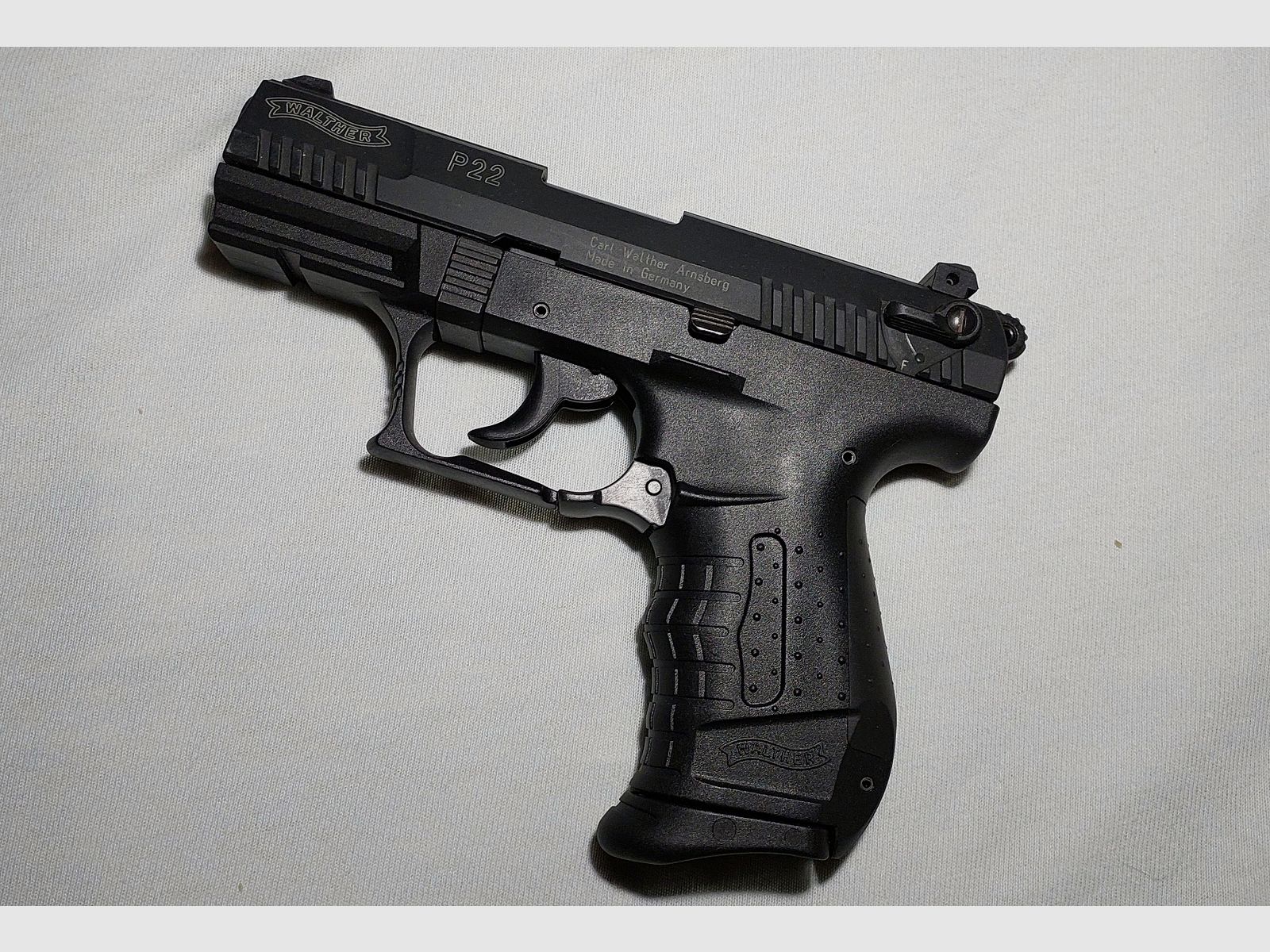 Walther P22 Schreckschuss Pistole 9mm P.A.K. schwarz (PTB 778) neuwertig