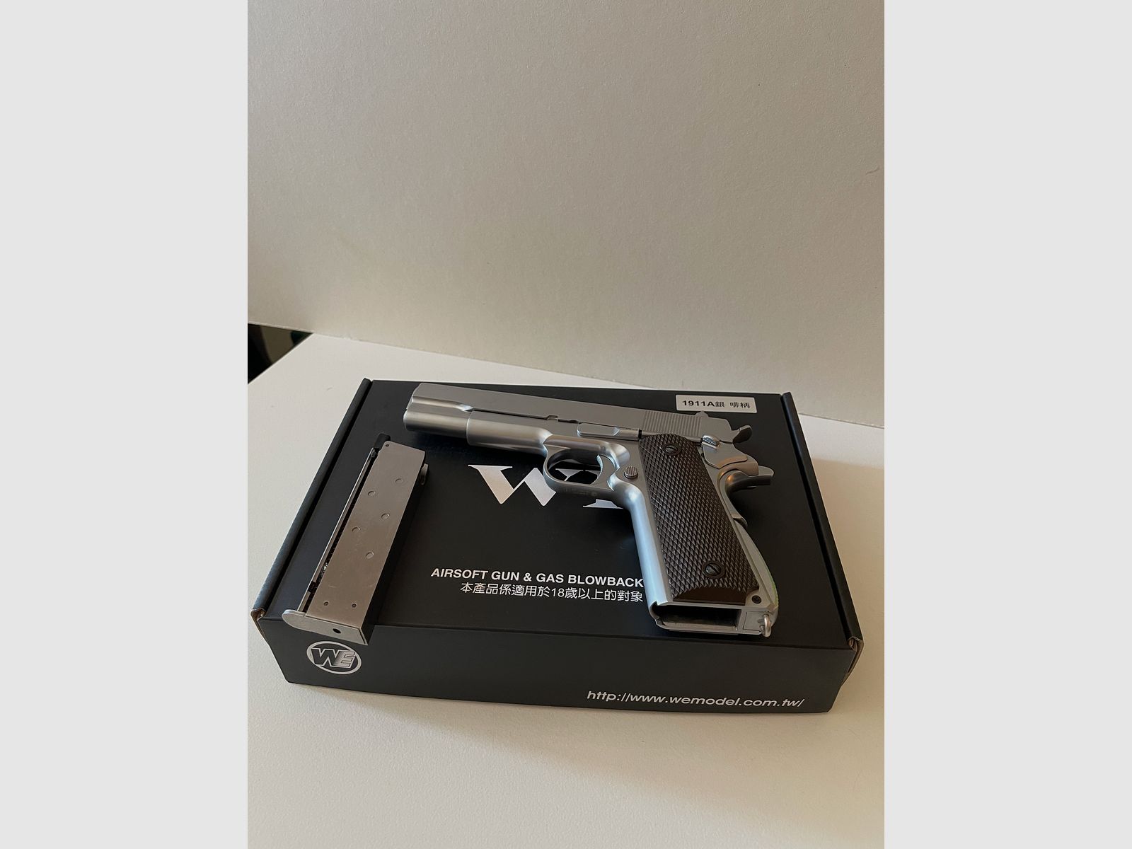 Wei-ETech M1911 Vollmetall GBB Chrome finish 