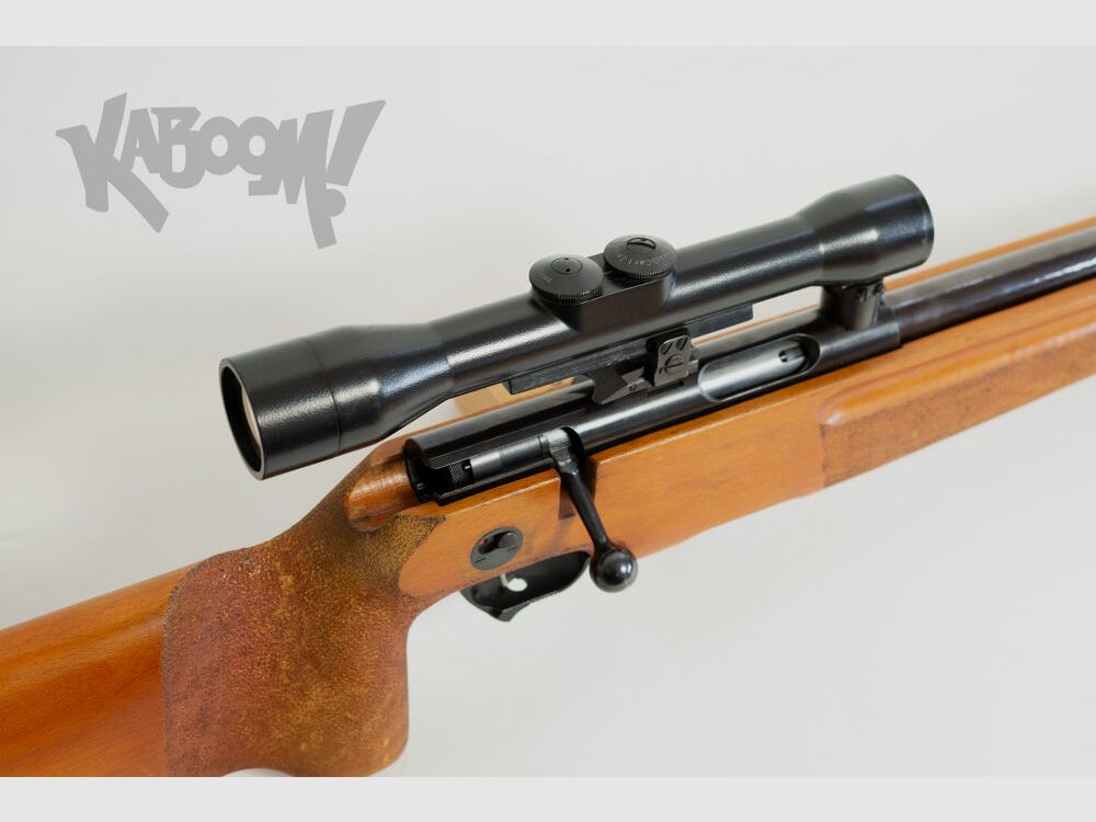 SSG 82 VEB Fábrica de Armas para Vehículos y Caza Ernst Thälmann Suhl Rifle de Francotirador Original de la RDA SSG 82 con Zeiss Jena ZF4 - Objeto de Colección Raro