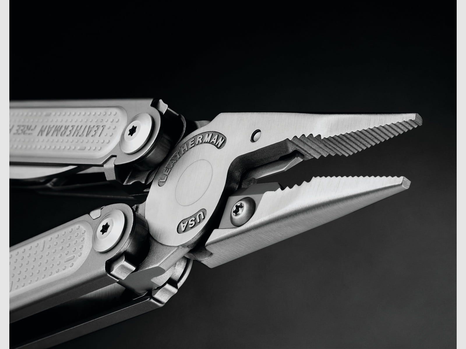 Multiherramienta Leatherman Free P2 con 19 herramientas, imagen 9 de 13