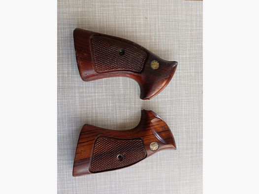Griffschalen Smith & Wesson Mod. 15-3