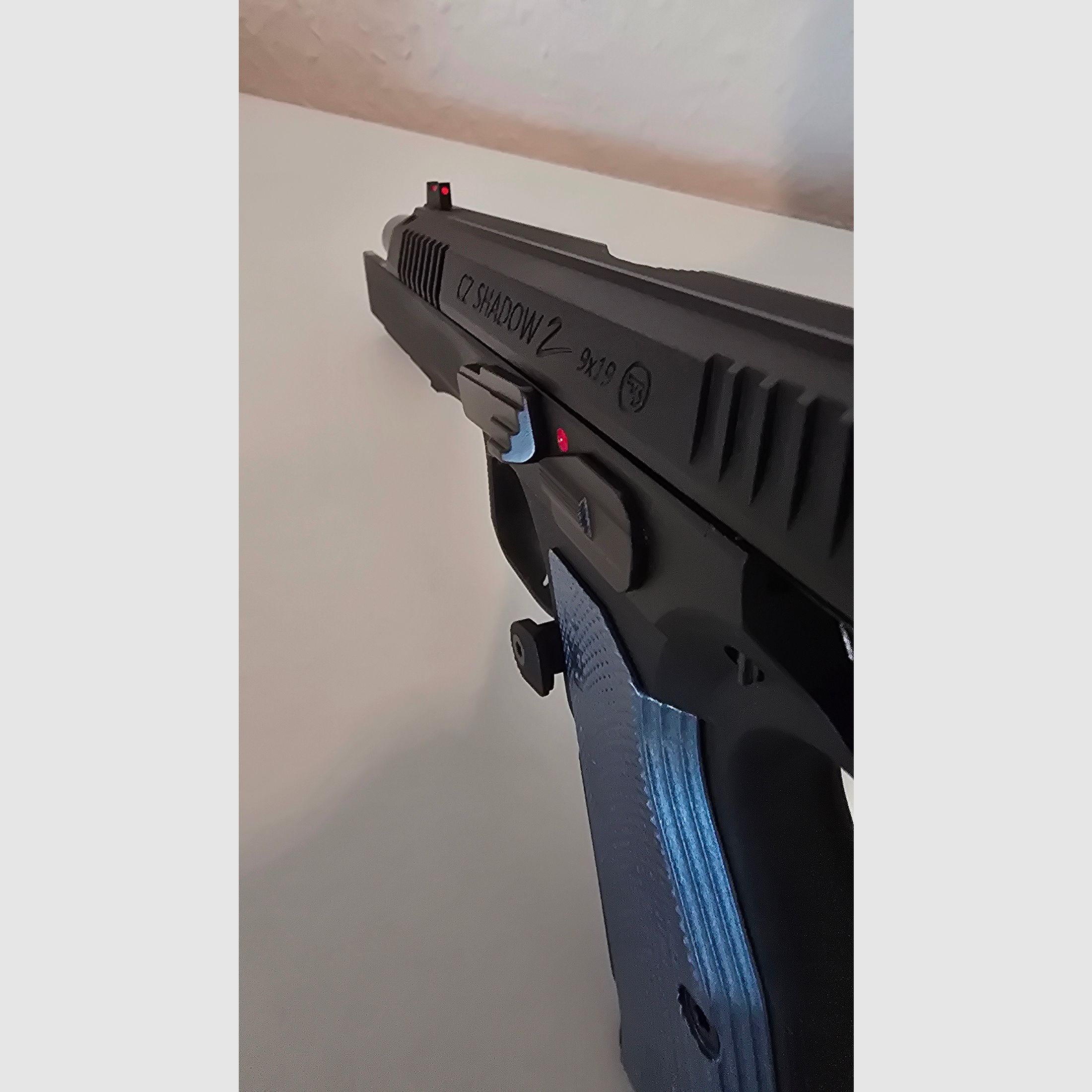 CZ Shadow 2 CO2 Luftpistole Kal. 4,5 mm BB Vollmetall Blowback schwarz