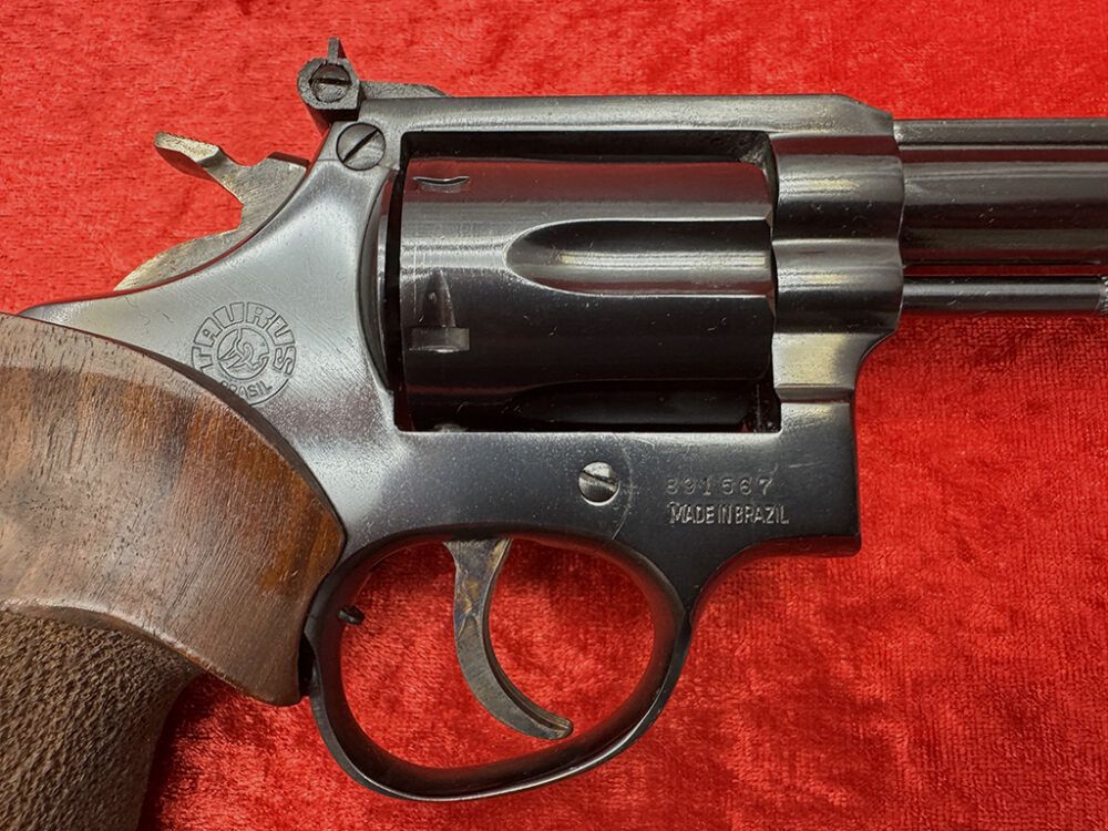 Taurus 76