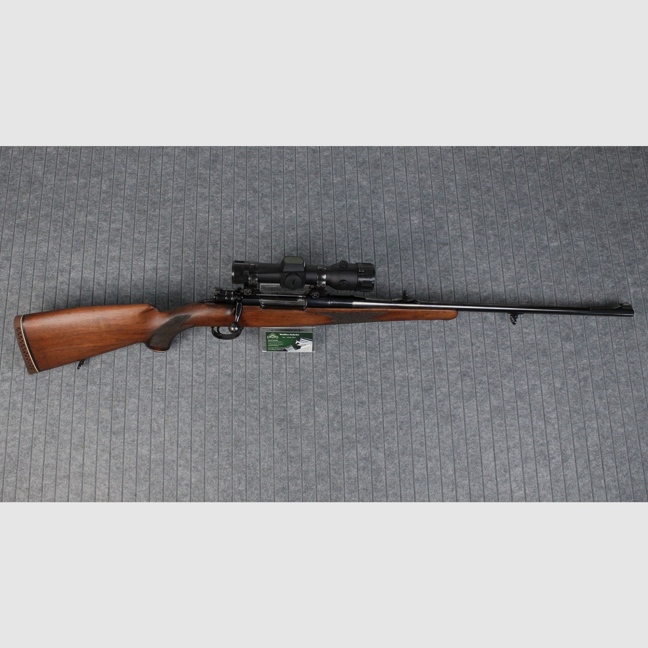 Akah 98er (Mauser) .30-06SPR. Aimpoint Hunter, Timney