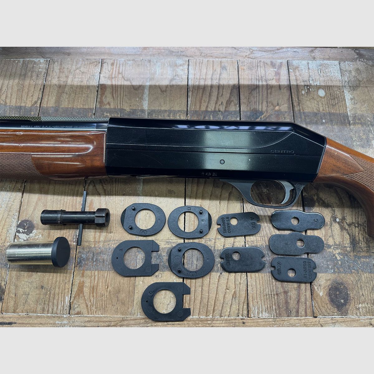 GEBRAUCHT – SEMIAUTOMATISCHES GEWEHR – BENELLI MOD. CENTRO Kal. 12, Bild 6 von 6