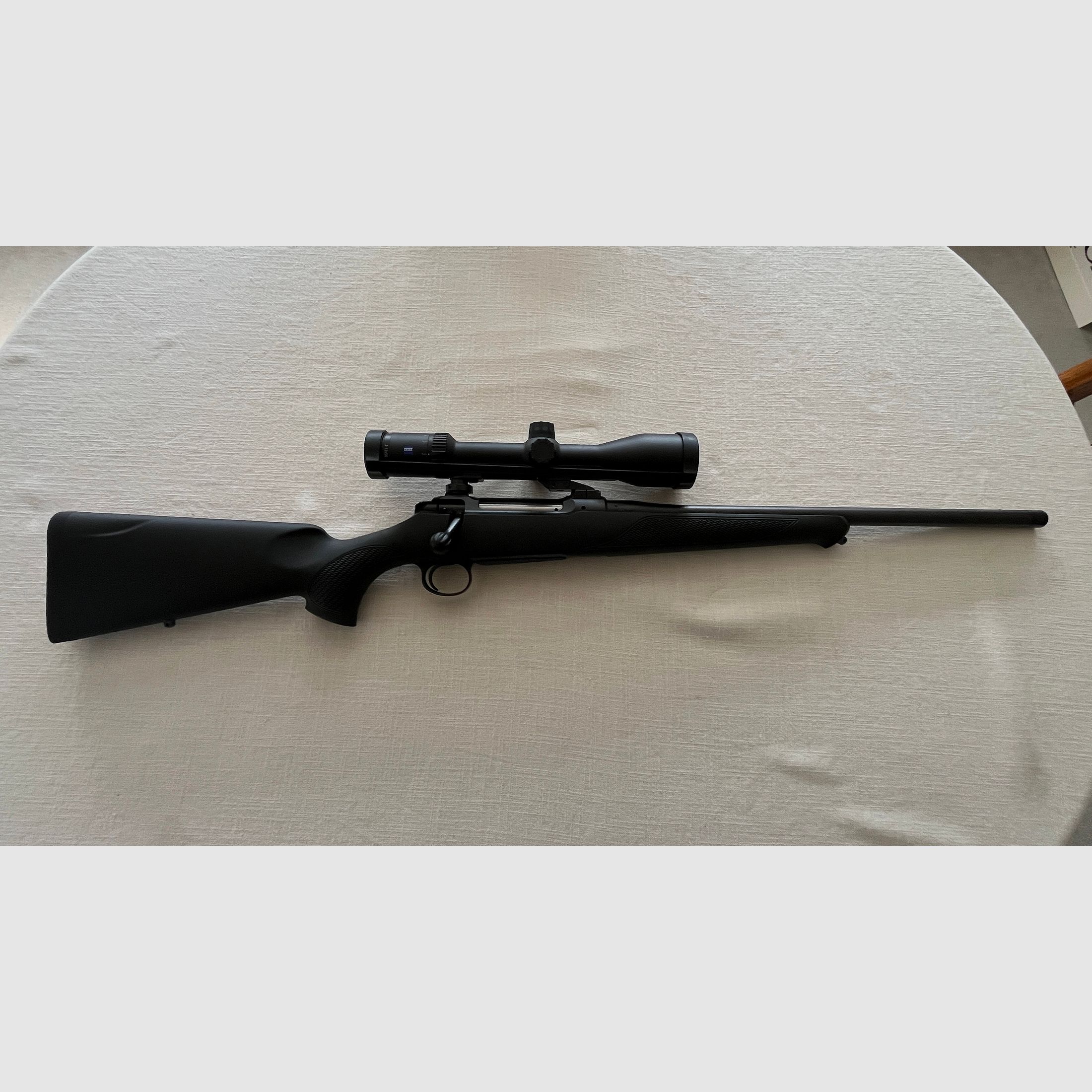 Sauer 101 Classic XT 308 Win.  mit einem Zeiss Conquest V6 2-12x50M Glas und einem Hausken SD JD 184 Schalldämpfer