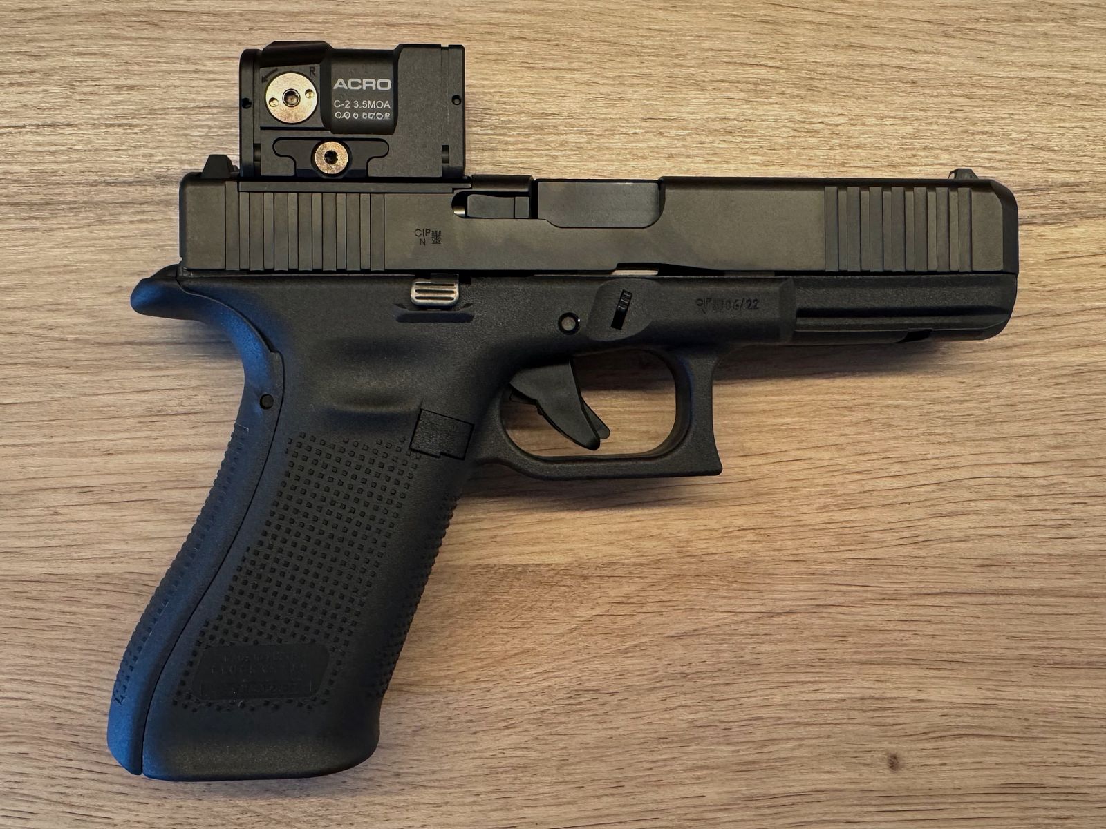 Glock 17 Gen.5 MOS con Aimpoint ACRO C2, Performance Trigger