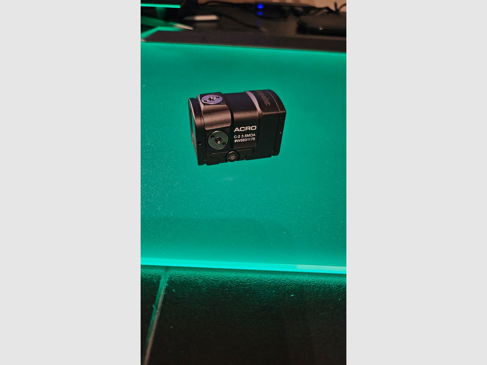 Aimpoint Acro® C-2 con piastra di adattamento per Walther PDP SD 5.1