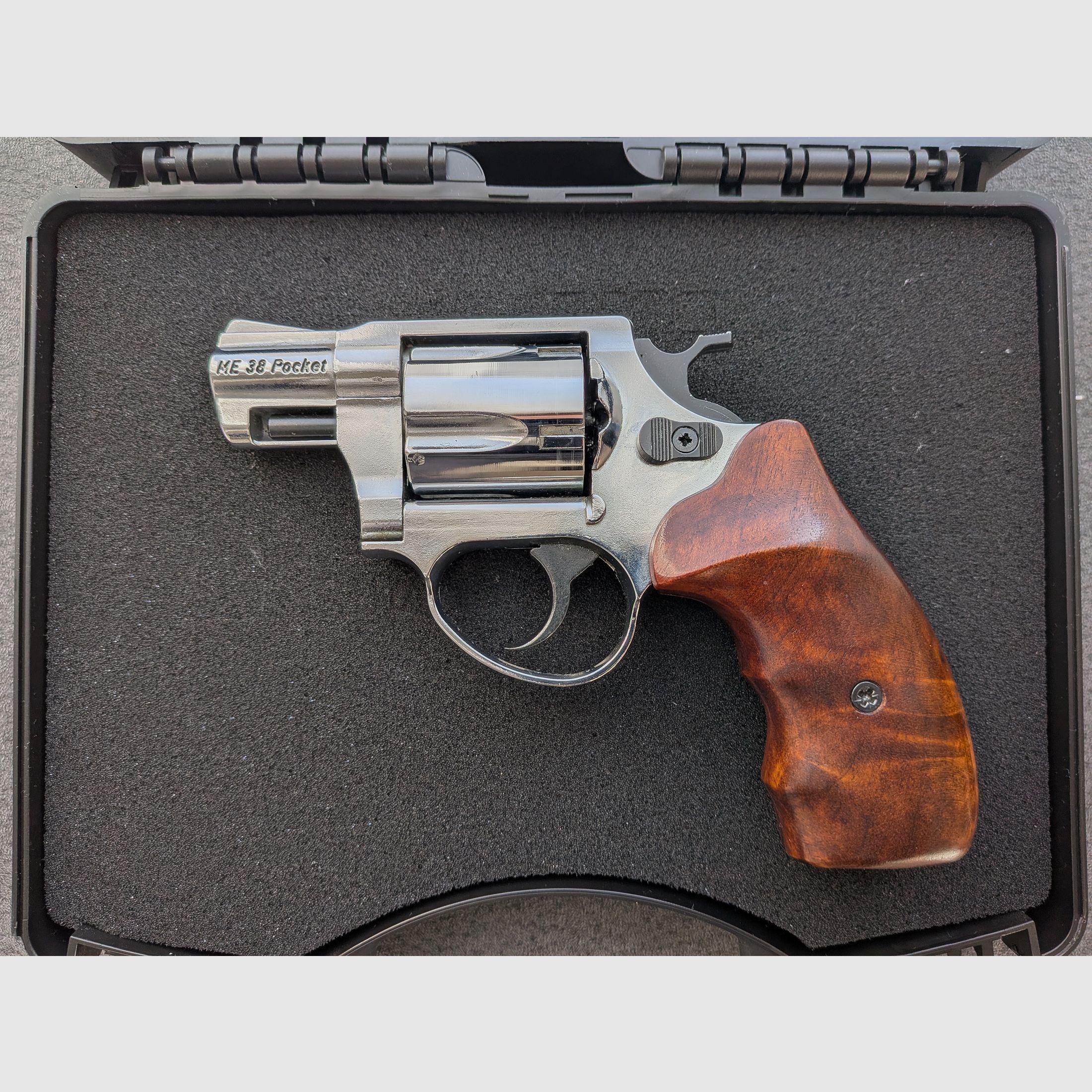 ME 38 Pocket Revolver – verchromt - PTB 631 - 9mm Knall - Holzgriff - SSW