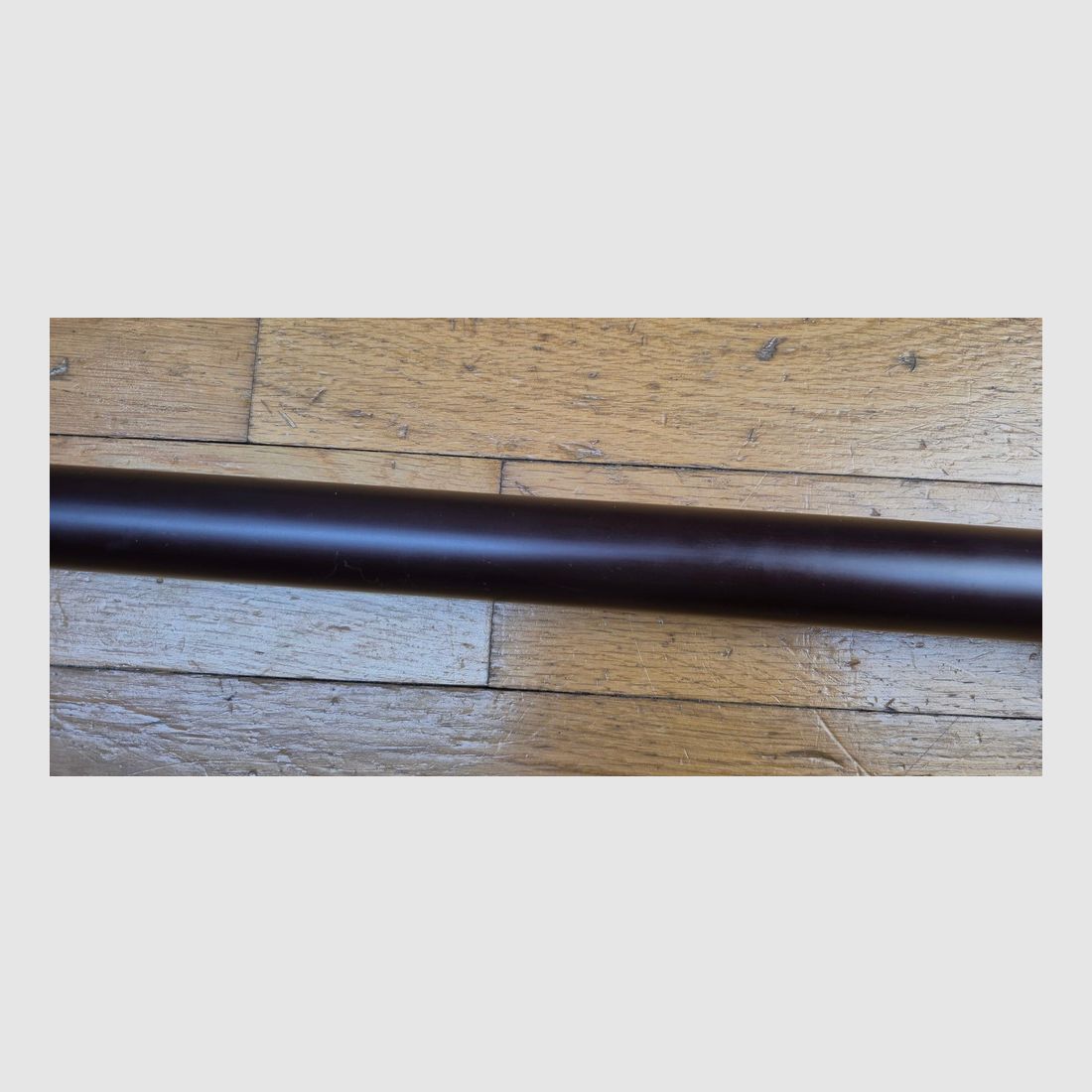 Sehr beeindruckende deutsche handgefertigte Büchse im Custom-Stil Remington Creedmoor Long Range / Sharps 1874 – Wettbewerbswaffe für Schwarzpulver auf Maß – Kal. .45-100 – Schwerer Lauf vom Typ Lothar Walther mit 85 cm – System mit Stahlblock – Holz aus schönem Nussbaum und Messingbeschlägen – Zustand nahezu neuwertig – Werden Sie der Mr. Quigley aus Australien an Ihrem Stand! – Zustand TBE+++, Bild 10 von 36