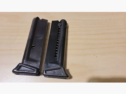 2 STK PPK Walther Magazine Kal. .22lfb