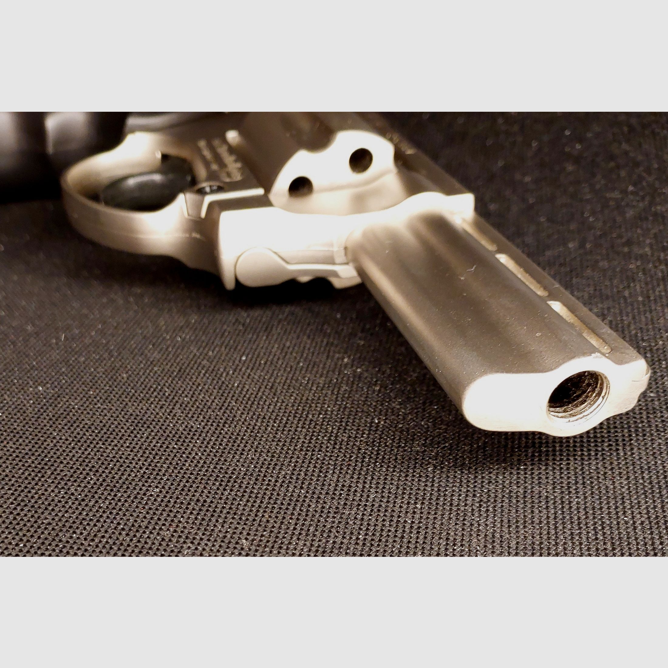 ME 38 Magnum Schreckschuss-Revolver, matt vernickelt im Kaliber 9mm R.K. (PTB 706)