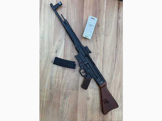 Schmeisser STG 44 