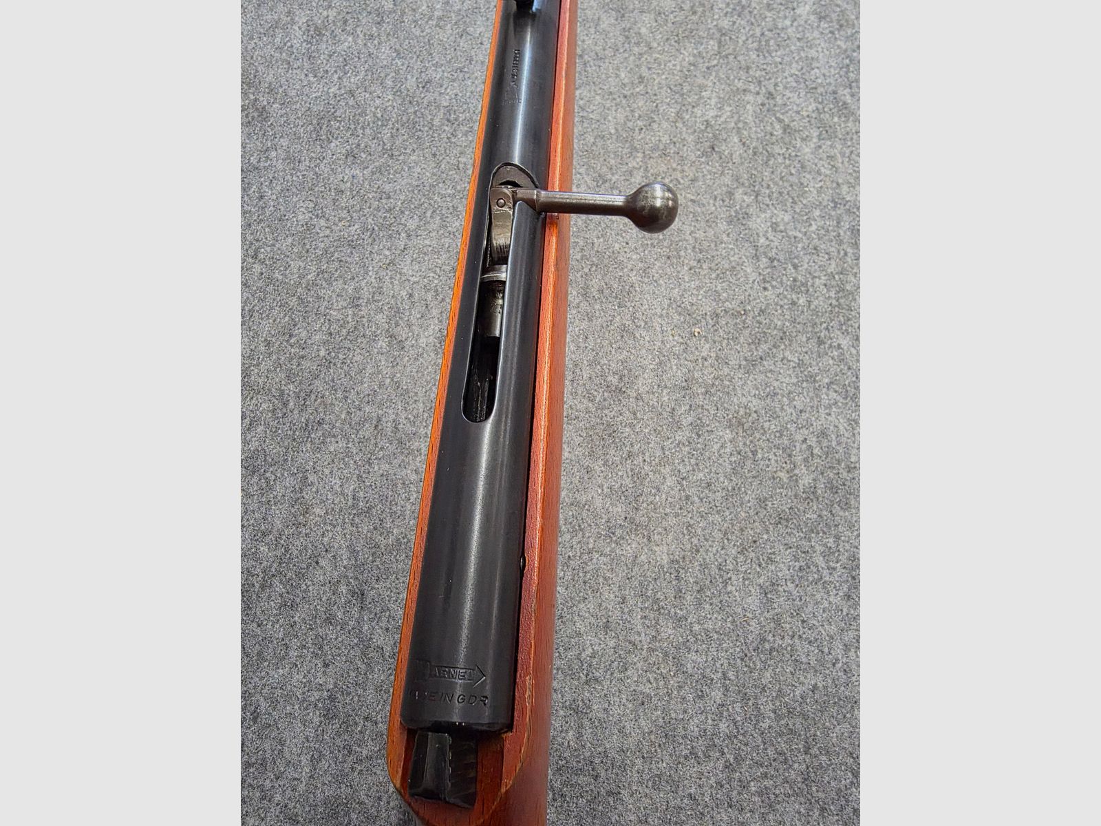 2.) Haenel Mod. 310 con seguro de Bakelita, cargador Kirmes, carabina de aire Cal. 4.4mm