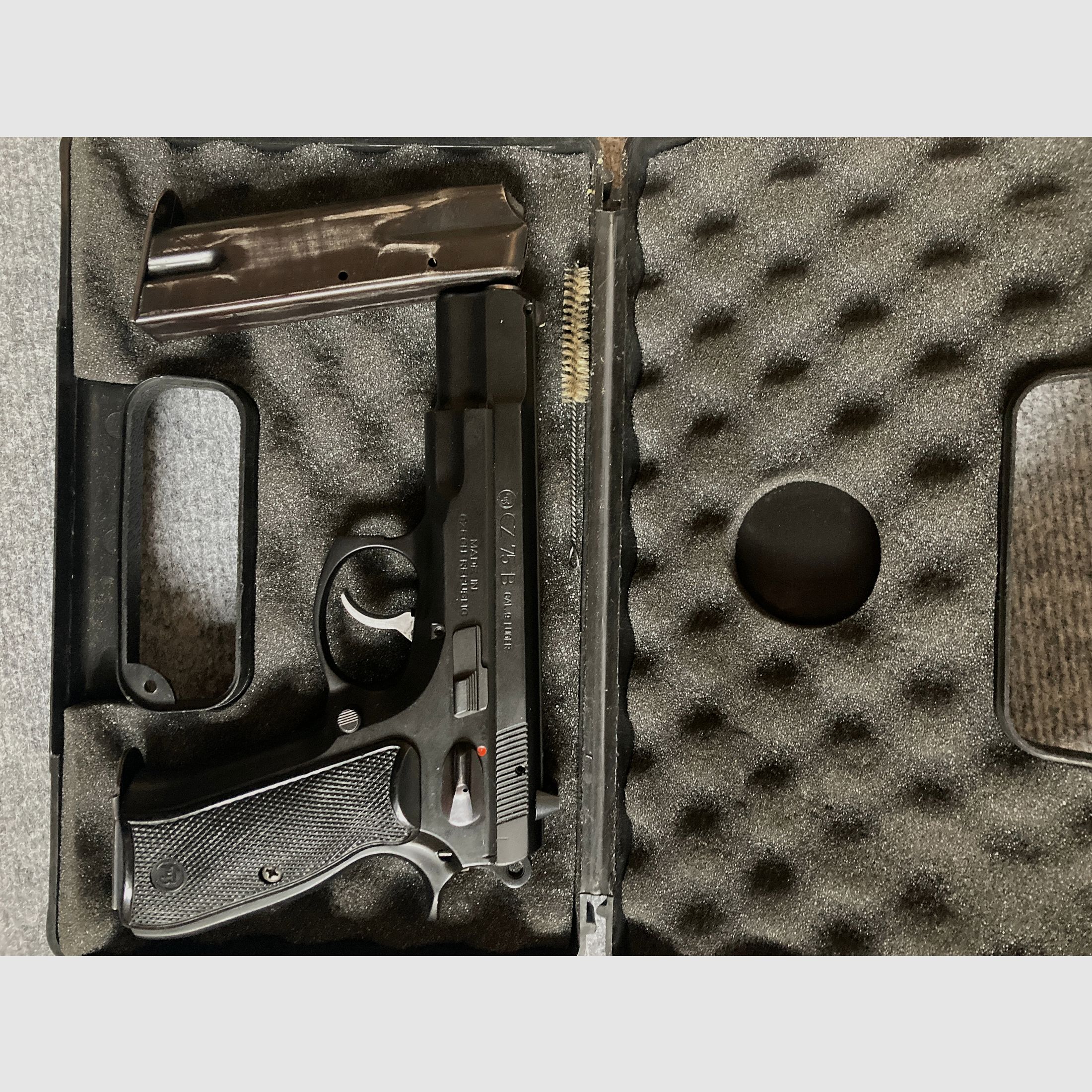 CZ75B in 9mm