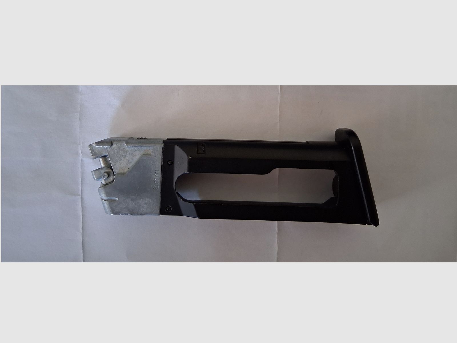 Magazin für CO2 Pistole ISSC M22 WG Blow Back, Kal. 6 mm BB, (neuwertig)