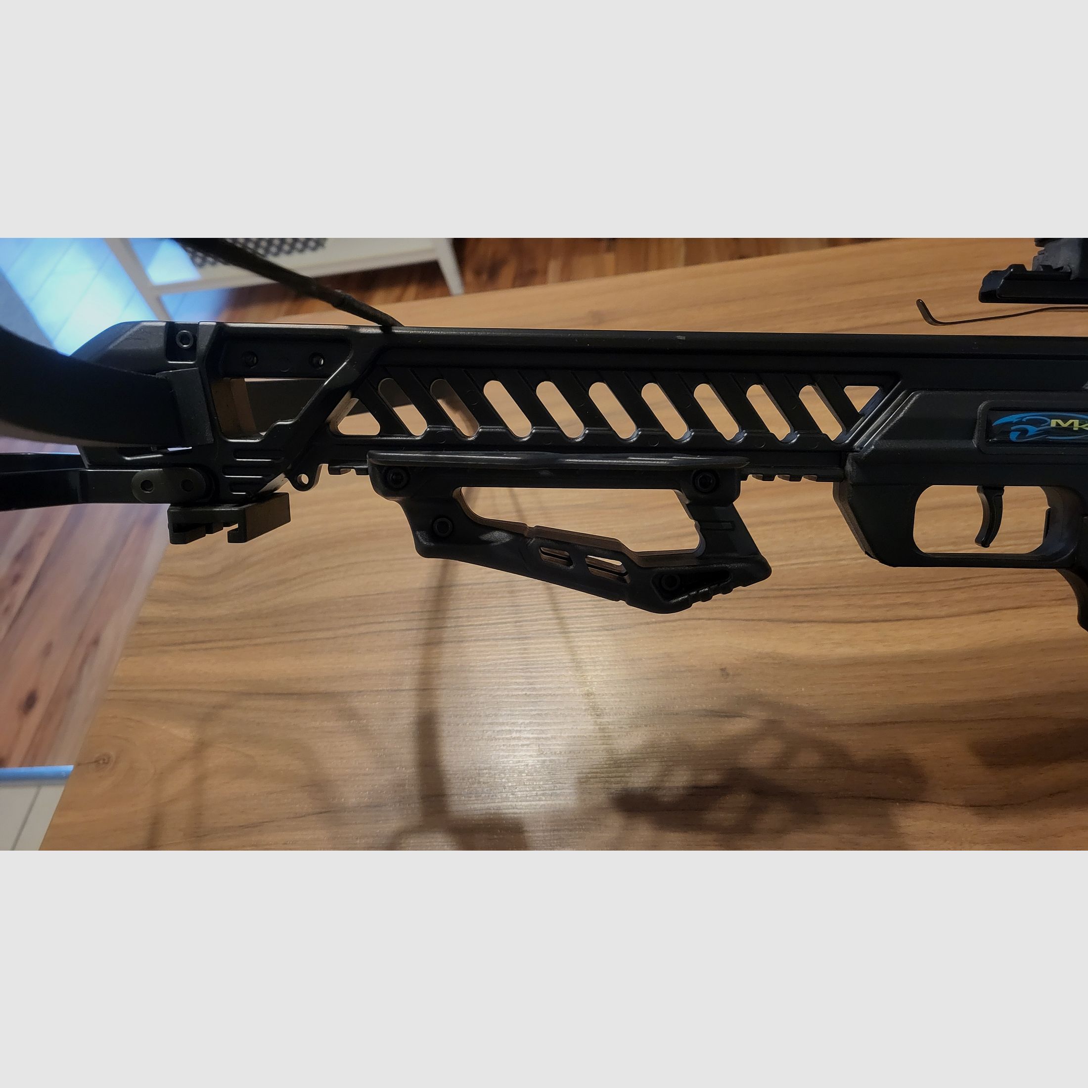Man Kung MK-XB52 Stalker Compound-Armbrust | Red Dot | Spannhilfe | Bolzen | Top Zustand