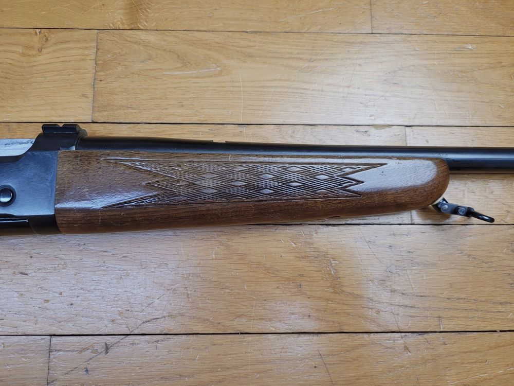 Zeer mooie Savage 99 C Repetiergeweer – Kal. .243Win – Wapen uit 1977 – Loop 22 inch (56cm) spiegel – Mooie kolf van Amerikaans walnoot met Schotse ruit – Ontvanger geboord en getapt – Een must voor jagen en schieten in uitstekende staat++, afbeelding 8 van 24