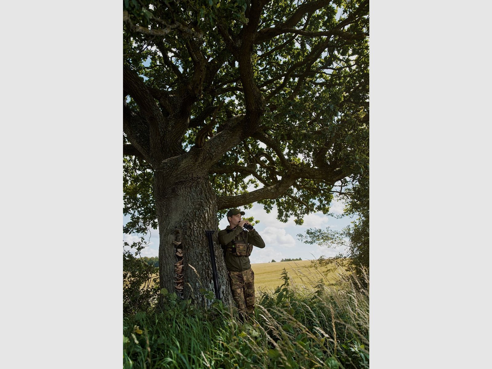 Harkila Harness Camo AXIS MSP Forest Imbracatura per binocolo, immagine 7 di 12