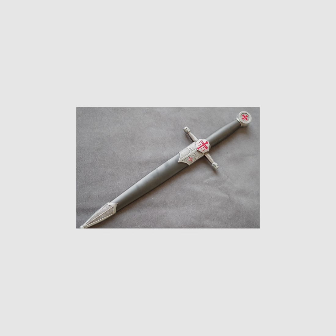 Dolch Templer und Scheide Ritter mit Tempelritter Symbolen