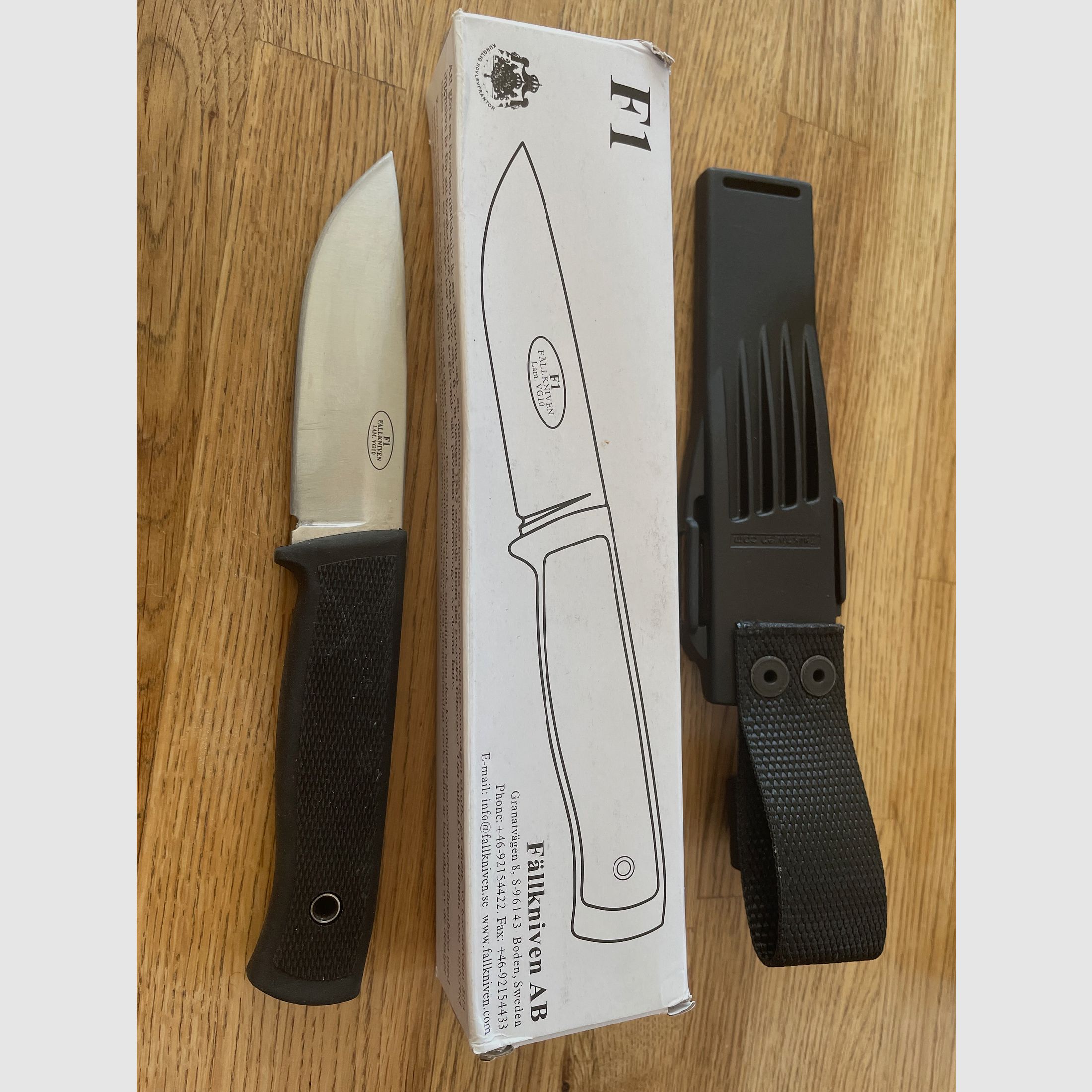 Fällkniven F 1 knife
