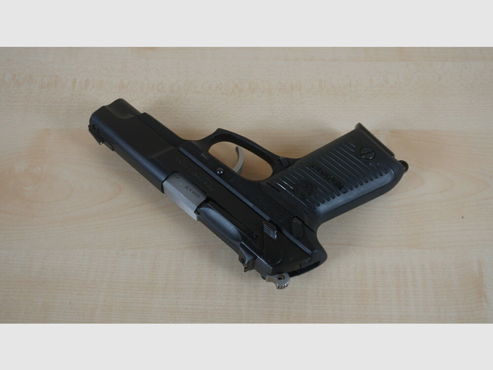 Ruger	 P 98