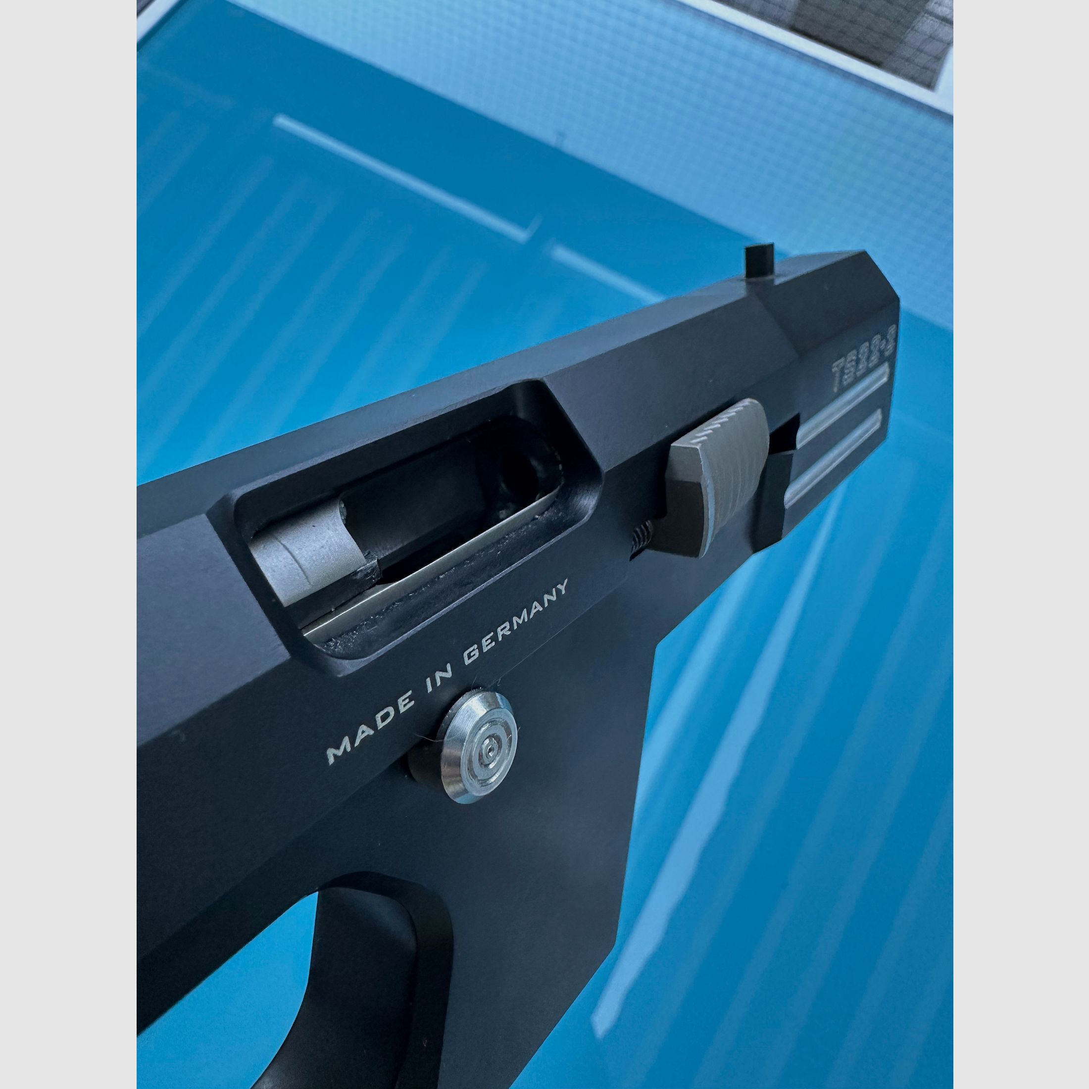 Tesro TS22-2 Kleinkaliber Sportpistole inkl. Zubehör